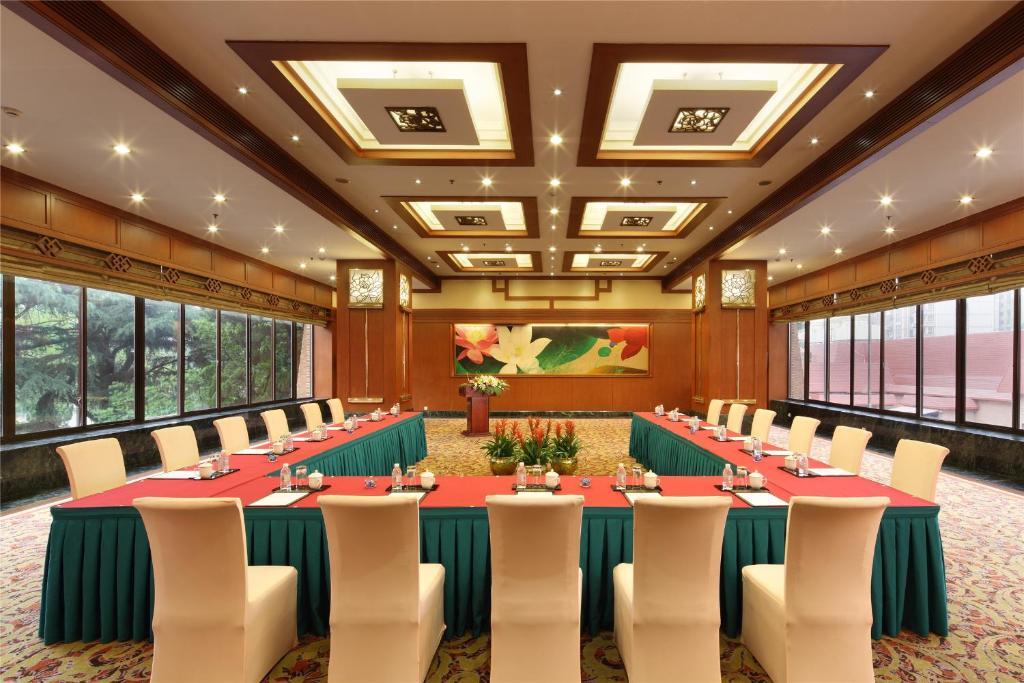 Cypress Hotel Jin Jiang Shanghai Esterno foto