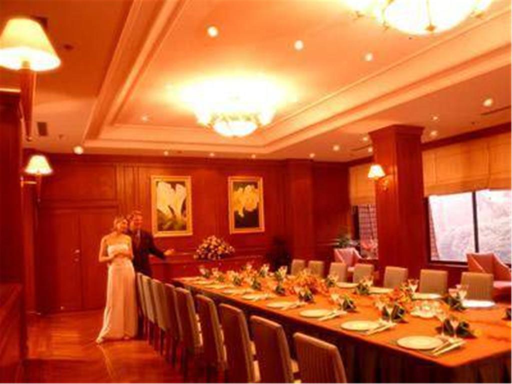 Cypress Hotel Jin Jiang Shanghai Esterno foto